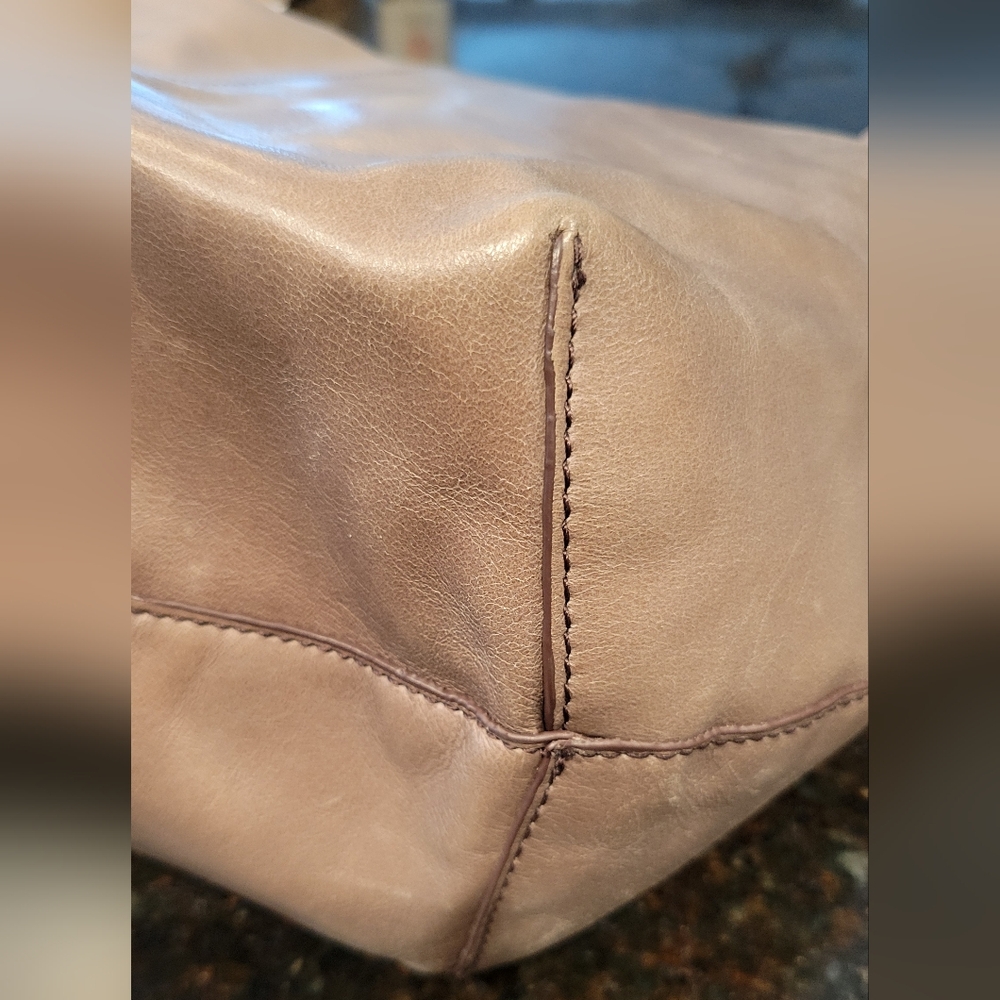 Hobo Brand Port Bag In Ash - Picture 3 of 7